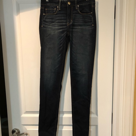 MISSES AMERICAN EAGLE SKINNY JEANS SIZE 6 L. NWT - Picture 3 of 5